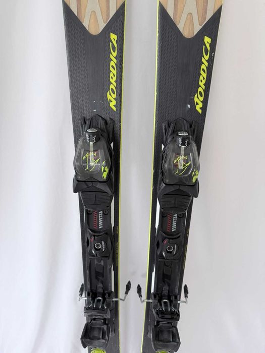 Ski schi all-mountain powder Nordica NRGY 90 161cm