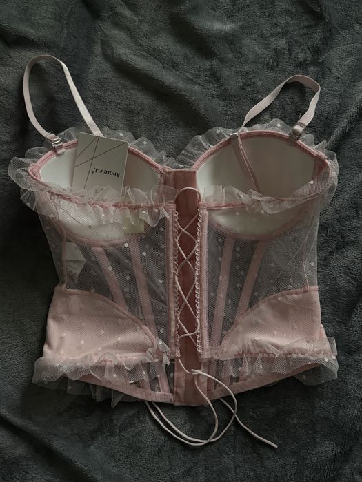 Corset roz nou nepurtat