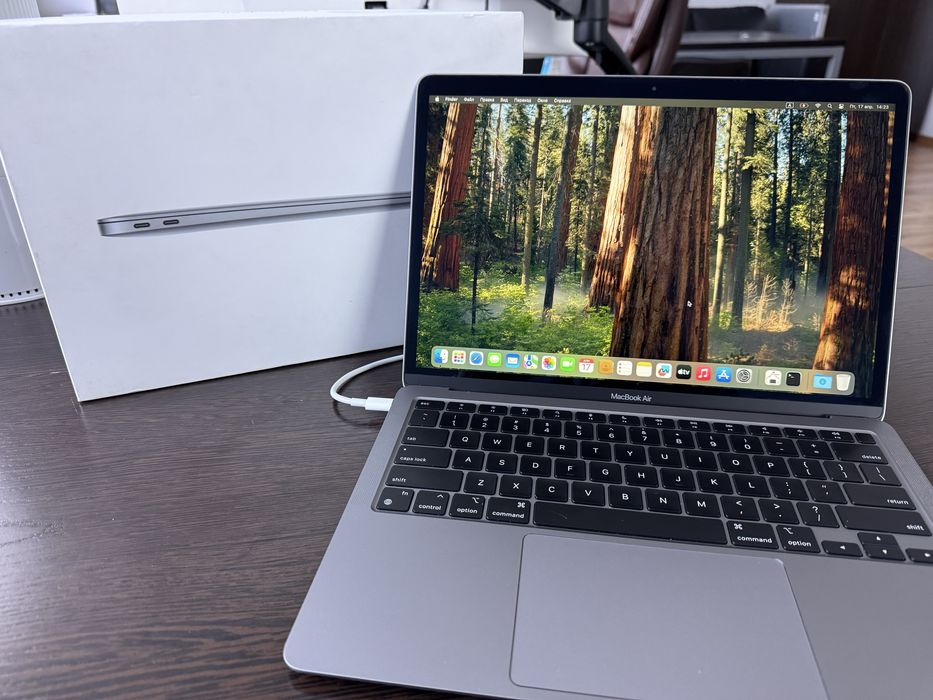 MacBook Air 13 M1 / 8GB / 256GB
