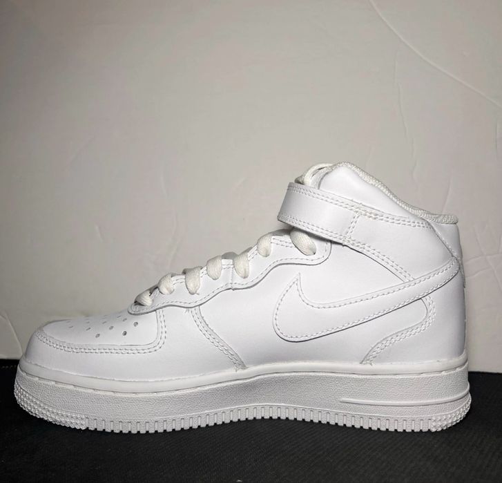 Adidaai Nike Air Force 1 Mid Triple White