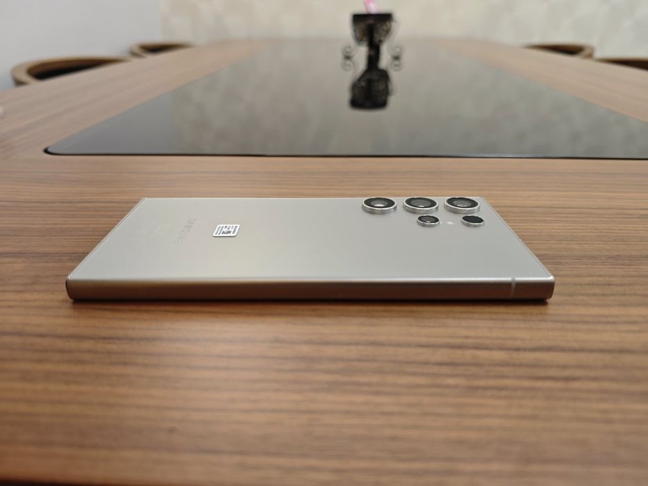 Samsung S24 Ultra - 512gb + Гаранция - Titanium gray