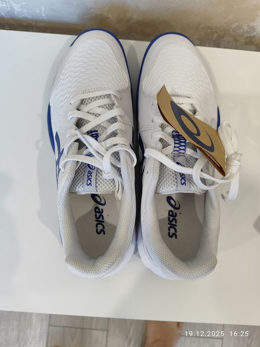 ASICS gel resolution x clay  39.5