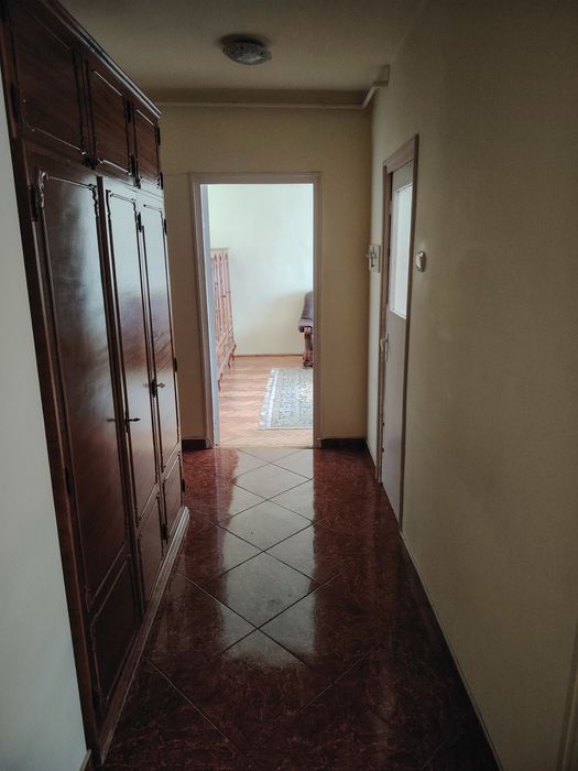 De închiriat apartament