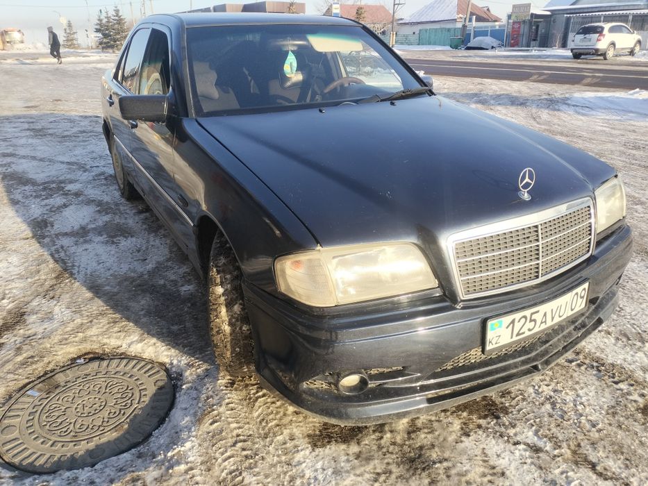 Продам машину w202