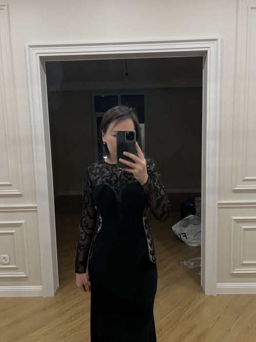 Вечернее платье в хорошем состоянии