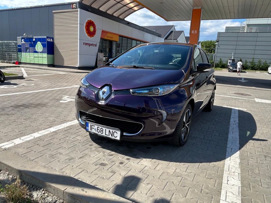 Renault Zoe ZE40 R110 Intens | Baterie Proprietate | 34.000 km | Unic Proprietar”.