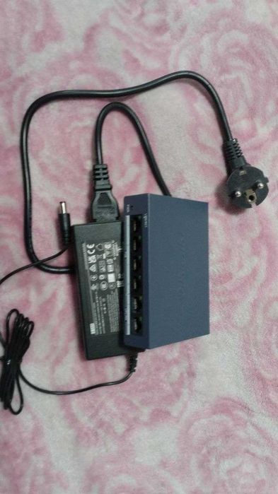 Коммутатор Hikvision DS-3E0106MP-E/M