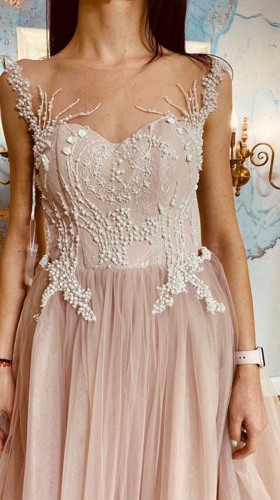 Vand rochie de mireasa