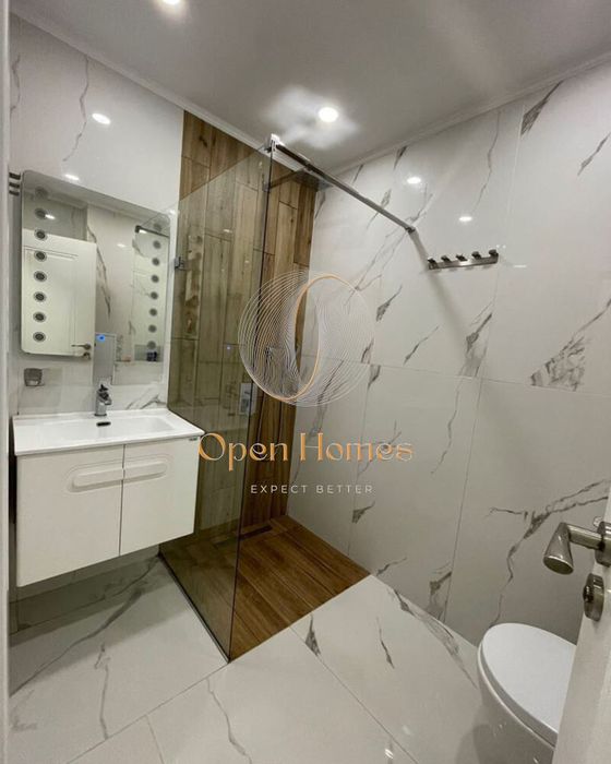 Продава се Тристаен апартамент в Пловдив, Христо Смирненски - 136 кв.м за 1790 €/кв.м - Снимка #11