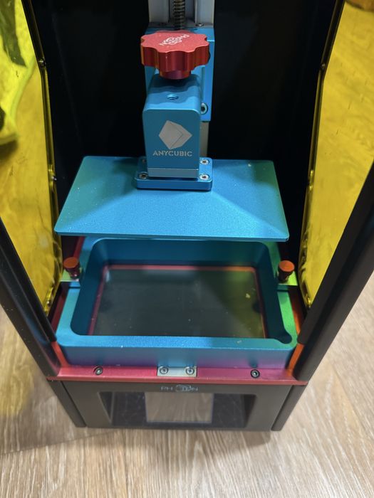 Продам фотополимерный принтер Anycubic Photon