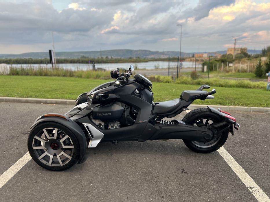 Can-Am Ryker 900 Rally șa comfort~suspensie Kyb~moduri de condus