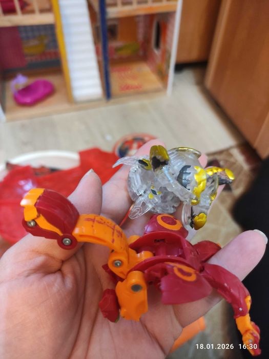 Бакуган bakugan с чемоданом