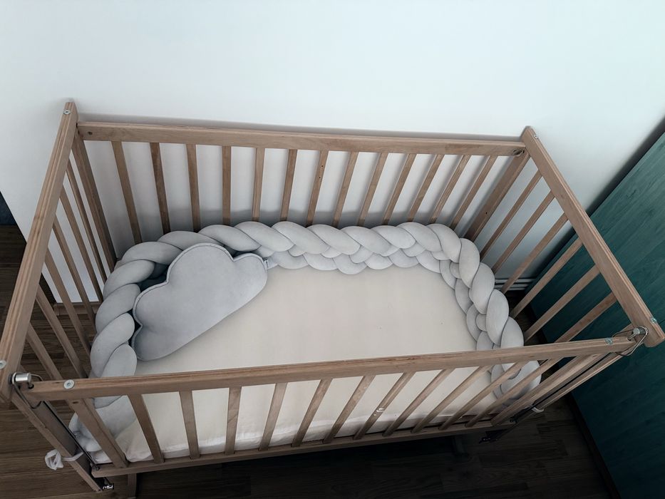 Protectie laterala patut impletita catifea grey 200cm + perna Norisor