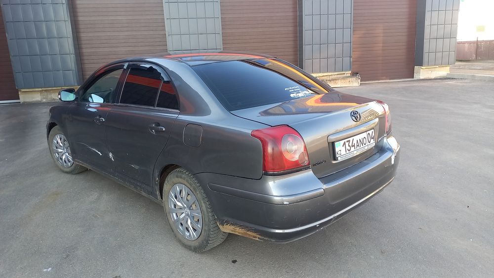 Тойота авенсис 2006 г