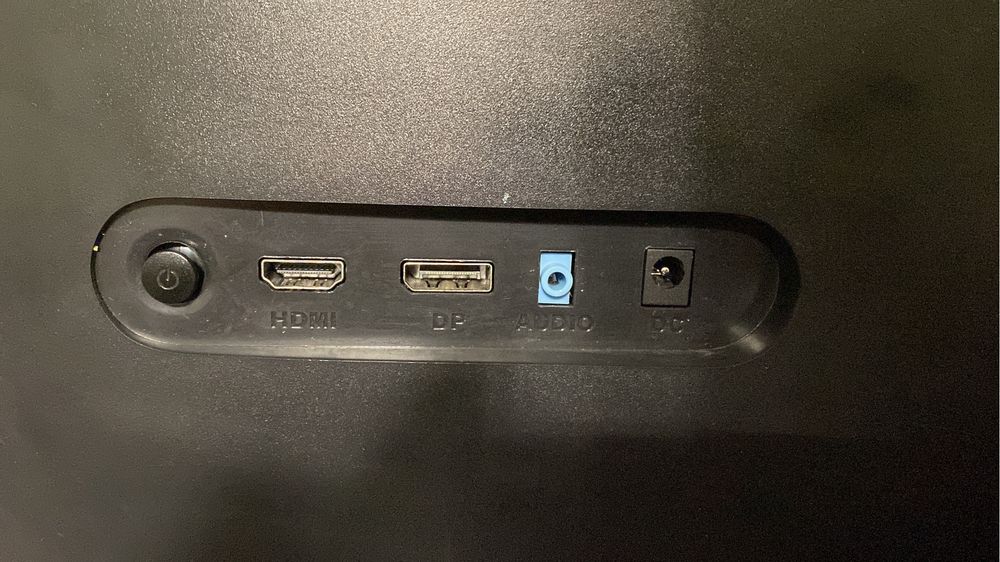 Vand monitor Acer 180hz.