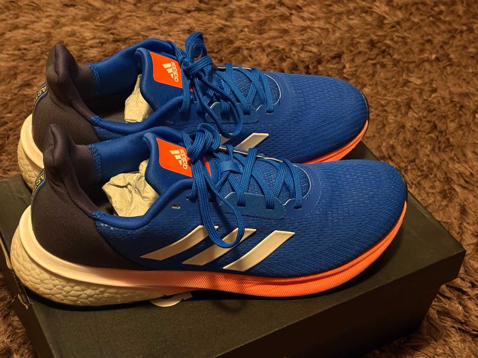 Adidas Astrarun Neutral ,mar 42 ,Originali made Indonesia ,27 cm