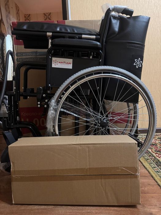 Продам инвалидную коляску