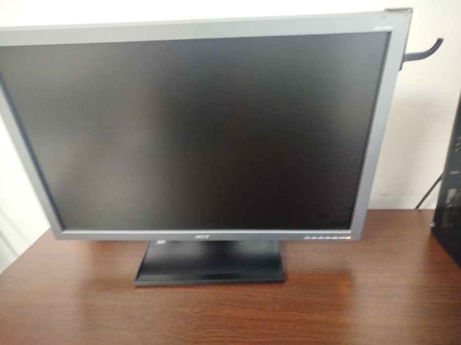 Vând pc gaming + monitor