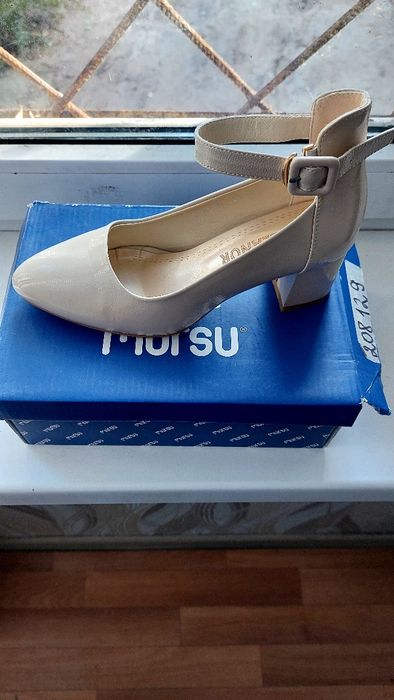 Продам туфли 35 размер