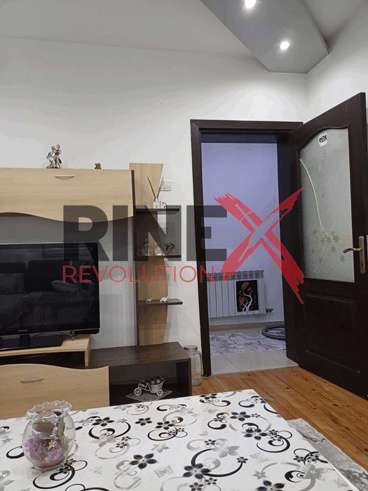 Дава се под наем Етаж от къща в Асеновград - 100 кв.м за 380 € - Снимка #4