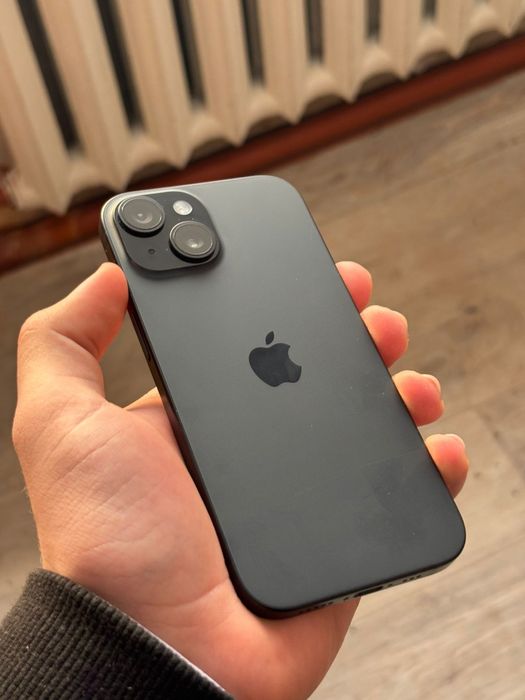 Продам IPhone 15 128гб