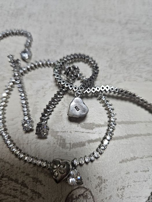 Set argint ,colectie personala ,posibil moisanite