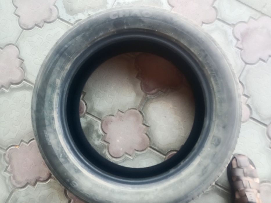 Продается шины кытай  225 /55 размері 18