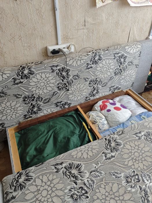 Продам мягкий уголок