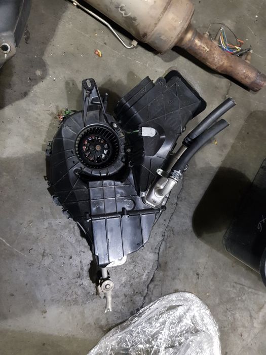 Aeroterma spate radiator  caldura / ac  vw t6 caravelle multivan