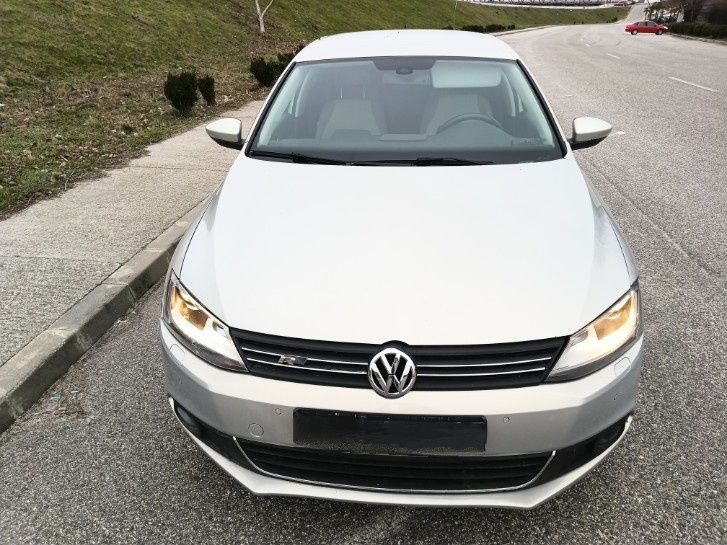 VW Jetta 1.6 diesel vând sau schimb