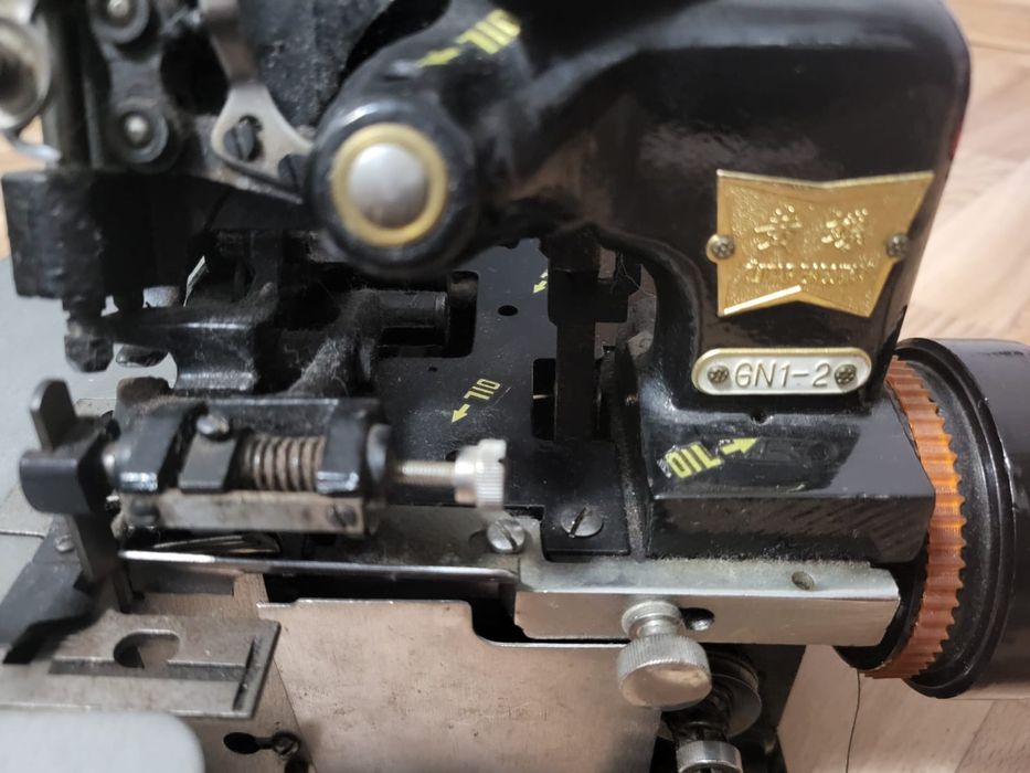 Оверлок промышленный