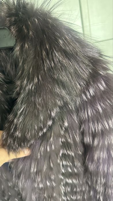 Продам шубу чернобурка