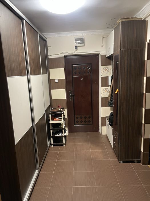 Apartament cu  3 camere ultracentral Salonta etaj 3