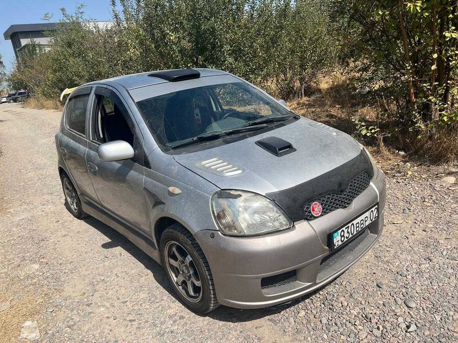 Toyota Vitz 2003