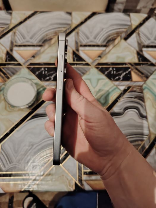 Продам Самсунг галакси s24 FE