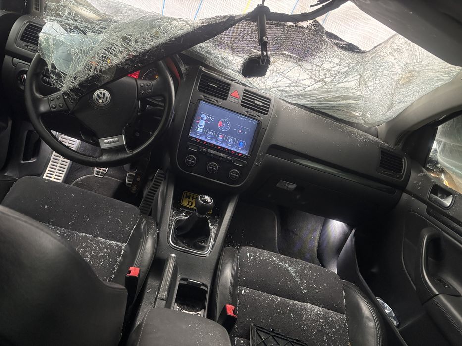 Golf 5 GT 2.0 bmn 230cp (avariat)