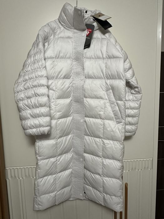 Дамски якета Nike