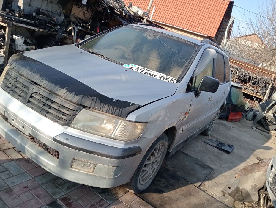 Разбор Митсубиси грандис 2.4 объем