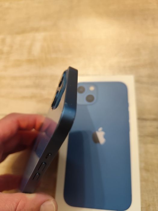 Телефон Ipnone 13