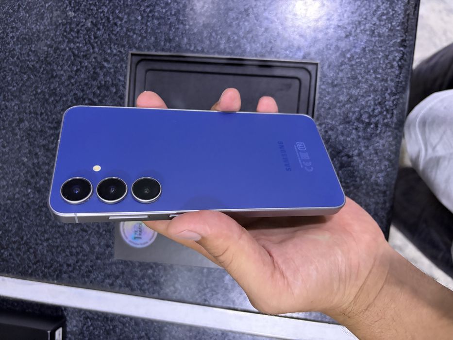 samsung s25 fe pamit 8.128g holati ideal karopka dak bor kamplekt