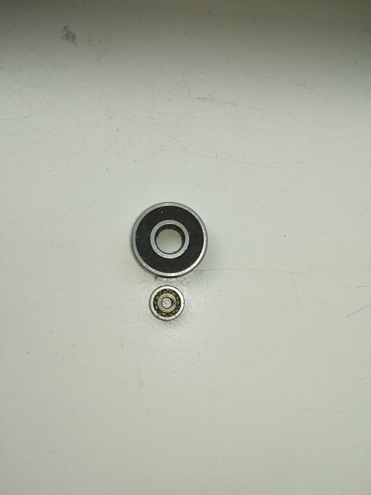 Маленькие подшипники, щётки