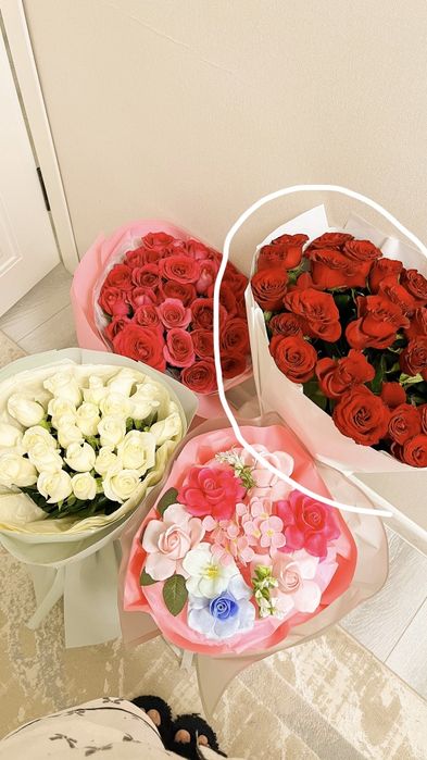 Осы кызыл Роза гүліміз баррр