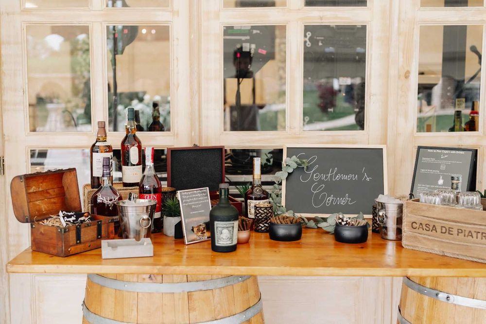 Cocktail Bar/Bar Mobil/Barmani pentru orice tip de eveniment!