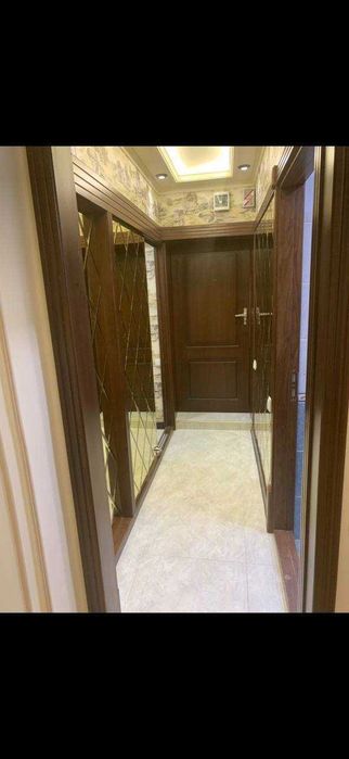 Мирободда  2-хоналил квартира ижарага берилади Ойбек метро.