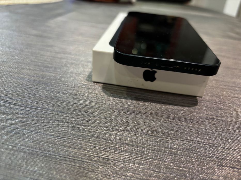 iPhone 13 - 128 гб