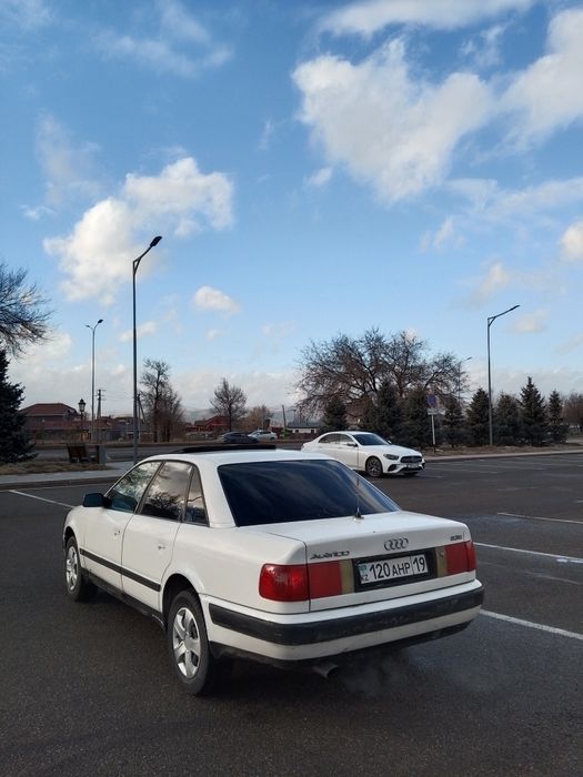 Продам Ауди 100 с4