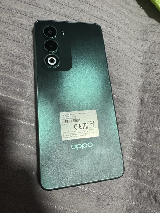 Продам  смартфон Oppo A5