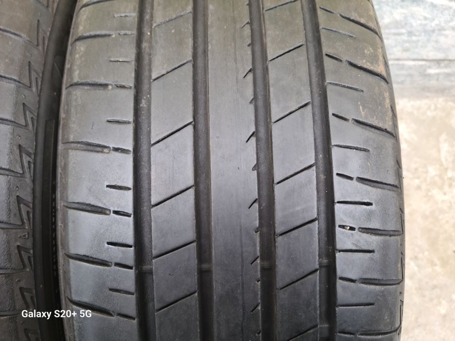 225 /45R19 Bridgestone Turanza T005A