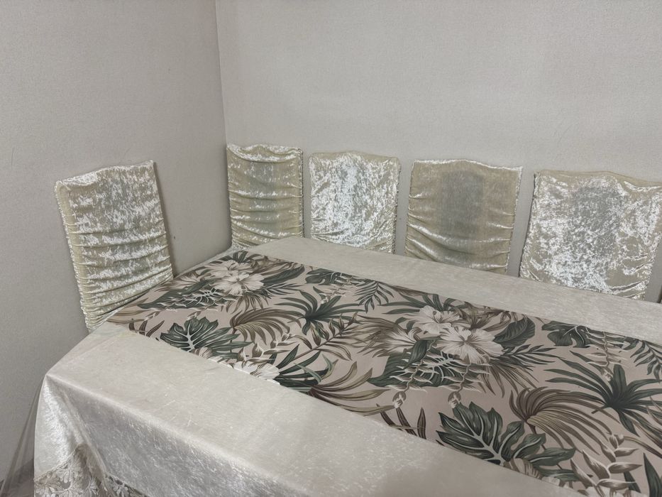 Продам столы со стульями