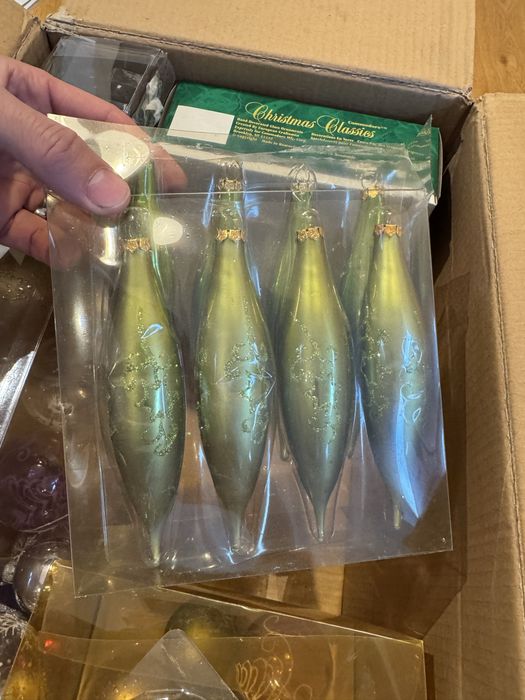 Ocazie! Set 70 globuri Craciun - unele pictate manual